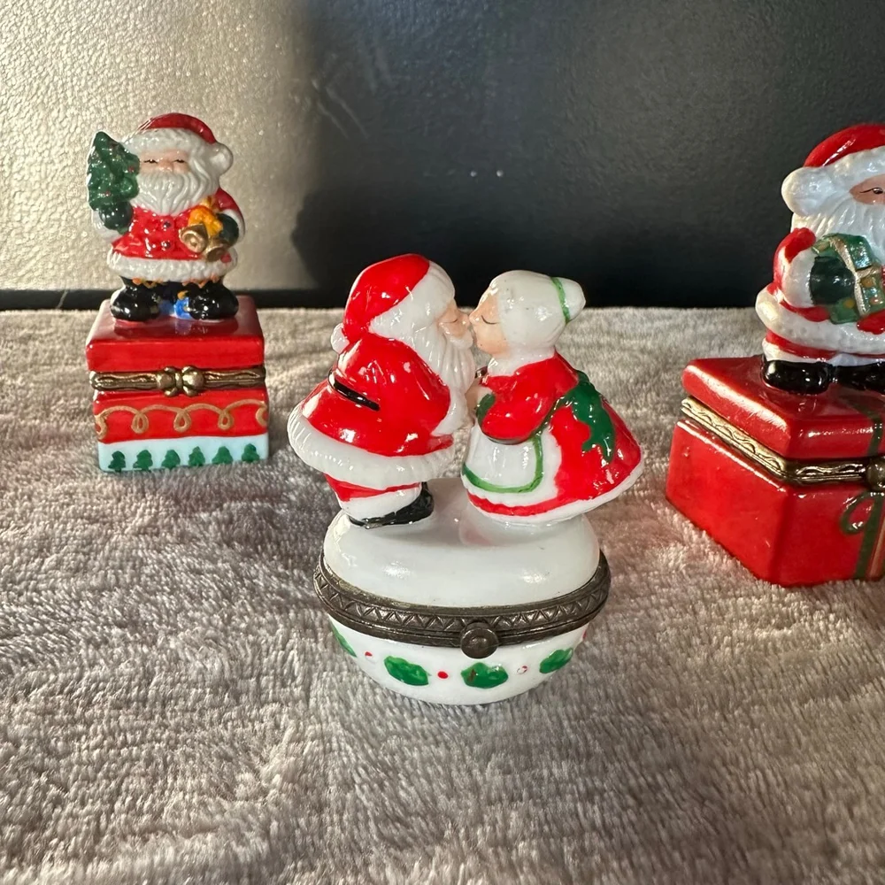 Antique Holiday Decor Santa & Mrs. Claus Trinket Boxes